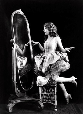 Time to look back and reflect. (Mary Pickford, 1920. US public domain. expired copyright. From Cheney Collection at Library of Congress/commons.wikimedia.org)