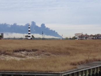 Smoke in sky from tank fire Monday (© image, all rights reserved, no permissions granted)