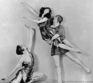 Vintage dancers. 1920 Pavley, Ludmila,and Oukrainsky. Newberry/BarzelCollection. (USPD. artist life, pub.date/Commons.wikimediaa.org)